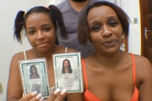 incesto brasil hijas del mismo padre hacen un casting porno en sao paulo (poster67)